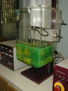 elettroerosione.jpg (72773 byte)